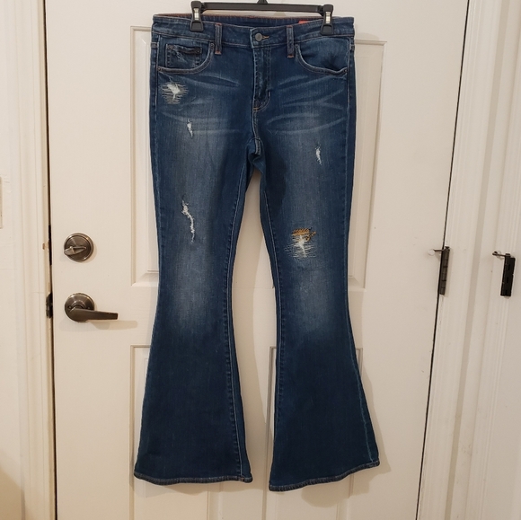 Jean Shop New York Stevie Flare Jeans - Picture 1 of 11
